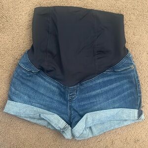 Isabel Maternity Shorts Size 2